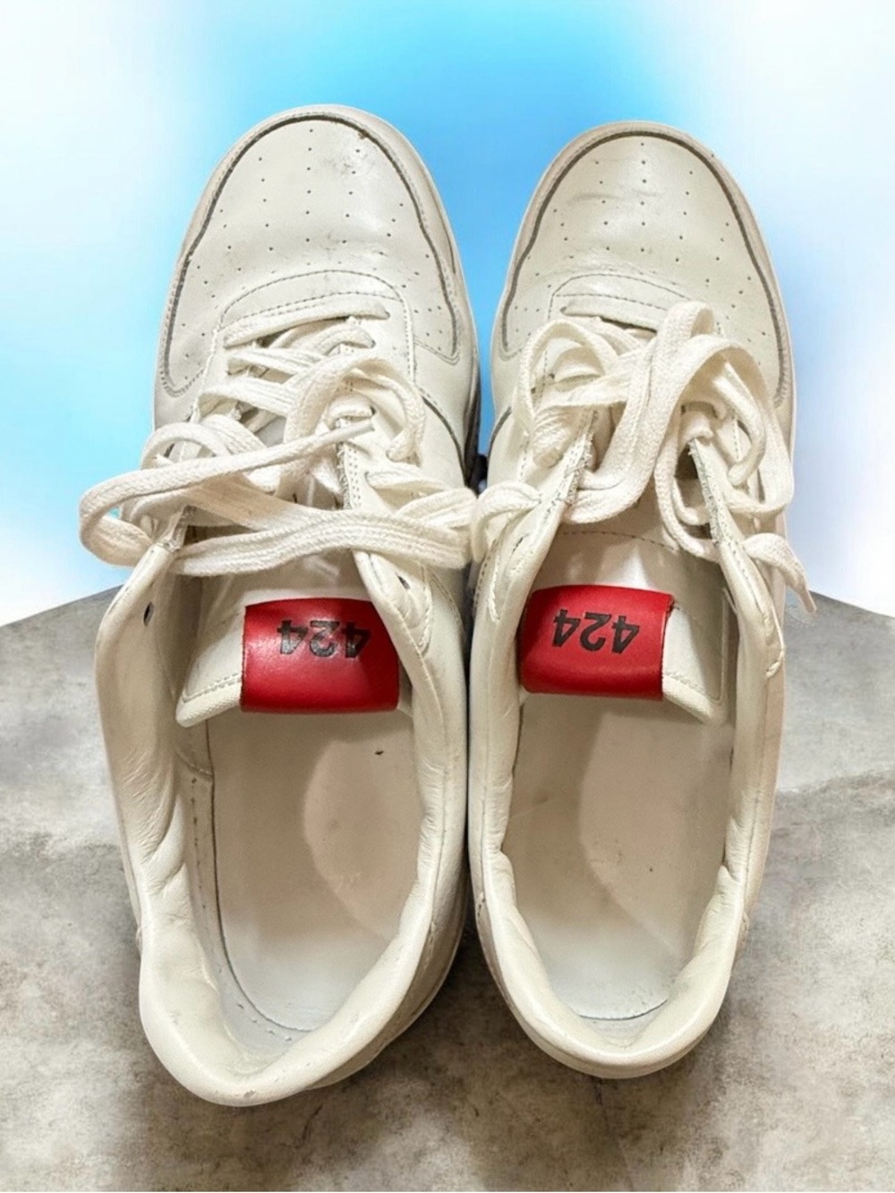 424 Men's white shoes, size 44